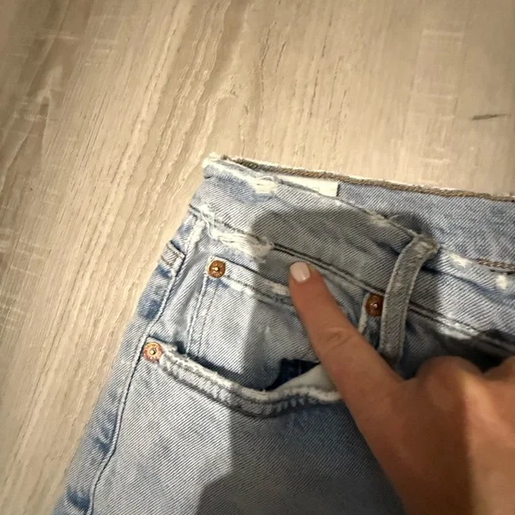 Agolde Riley Cropped Jeans - Picture 3 of 7